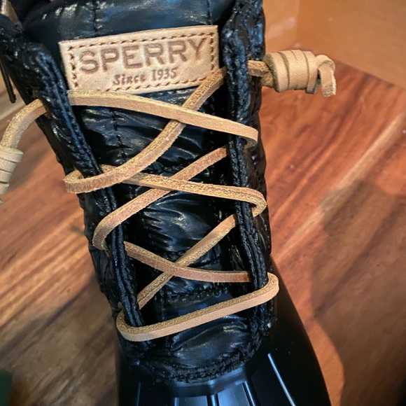 NEW Sperry Saltwater Quilted Duck Boots- ret $130! - Picture 8 of 8
